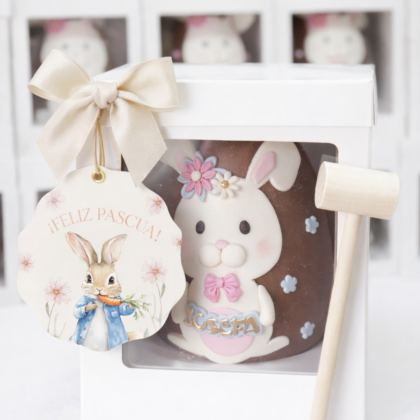huevos de pascua con nombre